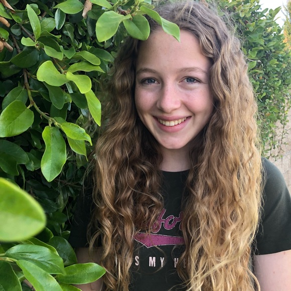 Meet your Posher, Kate - Picture 1 of 1